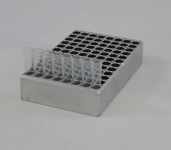 8 connected tube adapter – by Konnis