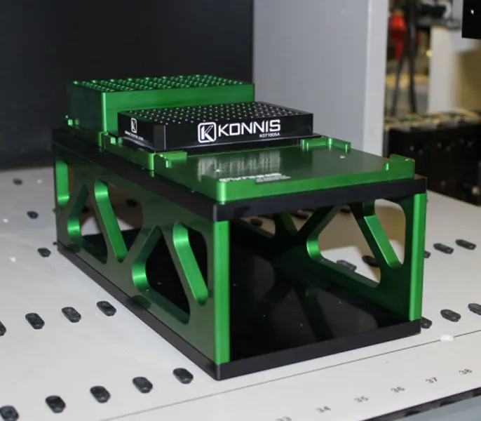 Raised Microplate Carrier by Konnis
